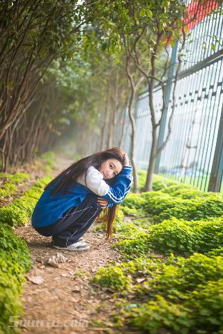 小荡货奶真大水多好紧视频